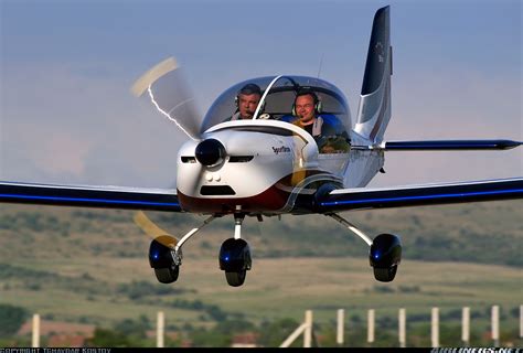 what aircraft can a sport pilot fly